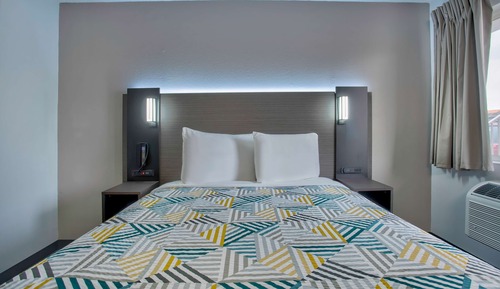 Habitación Deluxe, 1 cama de matrimonio, no fumadores, frigorífico y microondas