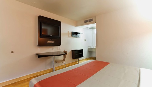 Habitación estándar, 1 cama de matrimonio, accesible para personas con discapacidad, fumadores