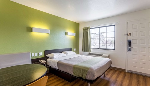 Modern, Habitación estándar, 1 cama de matrimonio, no fumadores