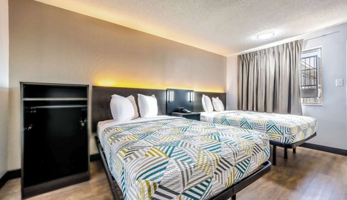 Habitación estándar, 2 camas dobles, accesible para personas con discapacidad, no fumadores