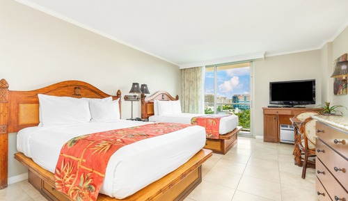 Habitación, 2 camas de matrimonio, vistas parciales al mar