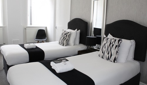 Habitación estándar con 2 camas individuales