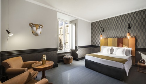 Marco Aurelio Apartment (5 pax) - 400mt away from hotel