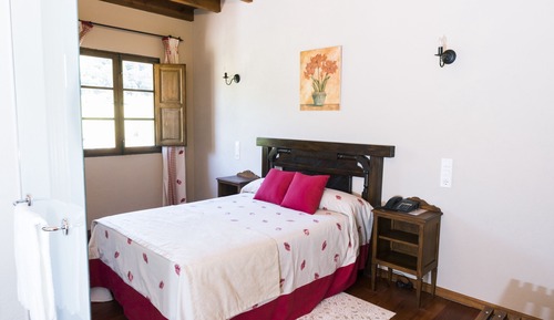 Habitación con 1 cama doble o 2 individuales
