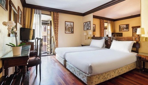 Habitación doble, balcón