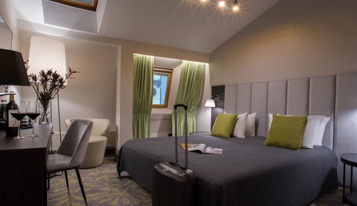 Habitación estándar con 1 cama doble o 2 individuales