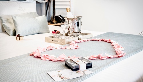 Premium Luxe Suite
