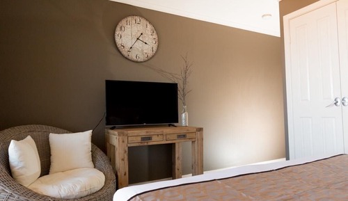 Estudio, 1 cama de matrimonio grande