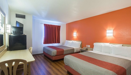 Habitación estándar, 2 camas de matrimonio, accesible para personas con discapacidad, no fumadores