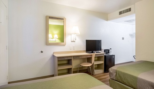 Habitación estándar, 2 camas dobles, no fumadores