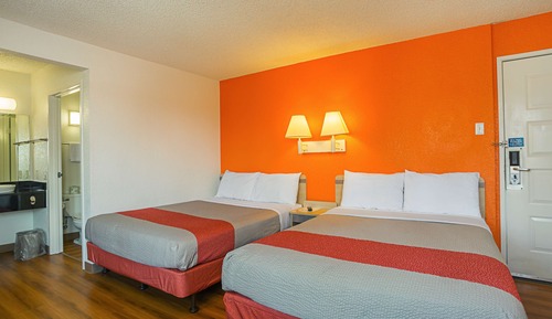 Habitación estándar, 2 camas de matrimonio, no fumadores