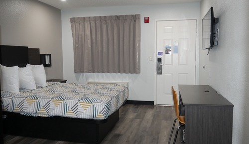 Habitación Deluxe, 1 cama de matrimonio, no fumadores, frigorífico y microondas