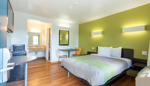 Habitación Deluxe, 1 cama de matrimonio, no fumadores, frigorífico y microondas