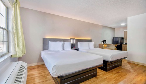 Habitación estándar, 2 camas de matrimonio, fumadores