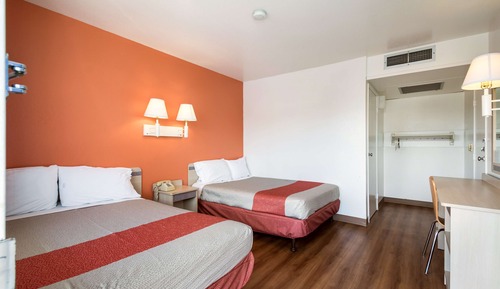 Habitación estándar, 2 camas dobles, no fumadores