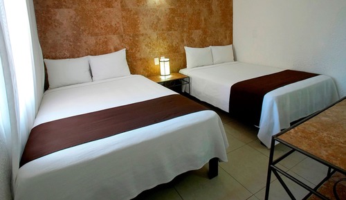 Deluxe Tukan Tower