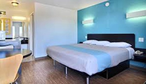 Habitación Deluxe, 1 cama de matrimonio grande, fumadores, frigorífico y microondas