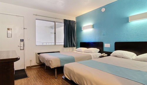 Habitación Deluxe, 1 cama de matrimonio, accesible para personas con discapacidad, no fumadores