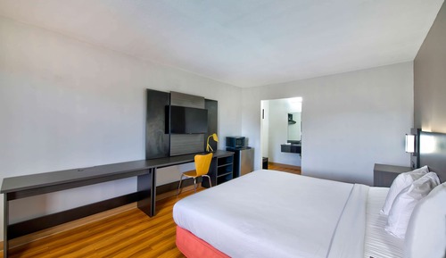 Habitación estándar, 1 cama de matrimonio grande, accesible para personas con discapacidad