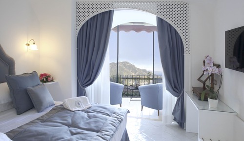 Habitación Deluxe doble, balcón, vistas al mar