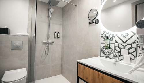 Habitación estándar con 1 cama doble o 2 individuales