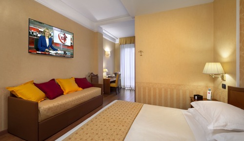 Habitación superior con 1 cama doble o 2 individuales