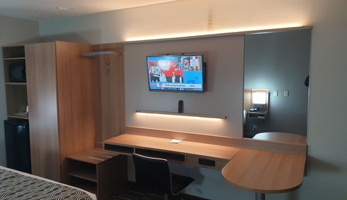 Habitación, 1 cama de matrimonio grande, accesible para personas con discapacidad (Mobility)