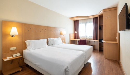 Habitación con 1 cama doble o 2 individuales