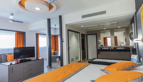 Suite, vistas al mar (L)