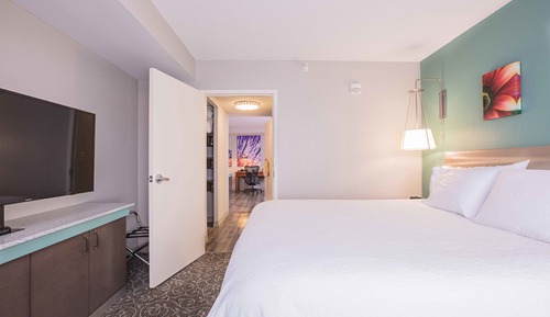 Suite presidencial, 1 cama de matrimonio grande con sofá cama (1.5 Bathrooms, Accessible Shower)