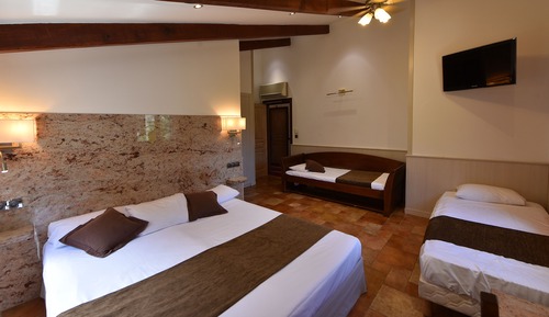 Habitación con 2 camas individuales