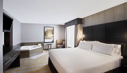 Suite, 1 cama de matrimonio grande (Shower Jetted Bath Combination)
