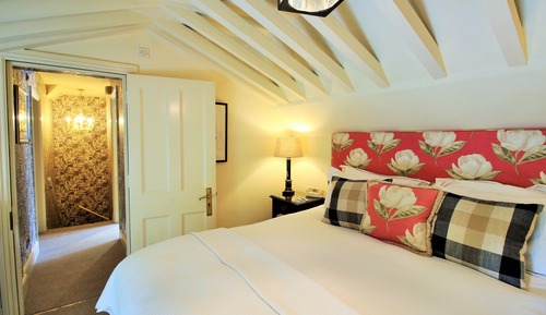 Suite familiar (Rookery)