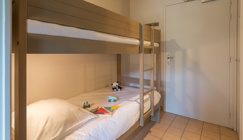 Estudio, balcón