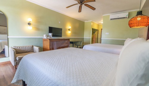 Habitación Deluxe (2 Queen Beds)