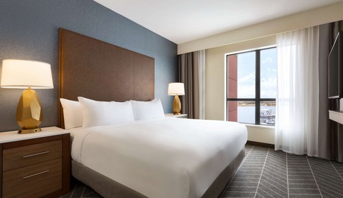 1 King 2 Room Suite