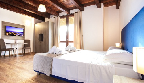 Habitación Deluxe con 1 cama doble o 2 individuales