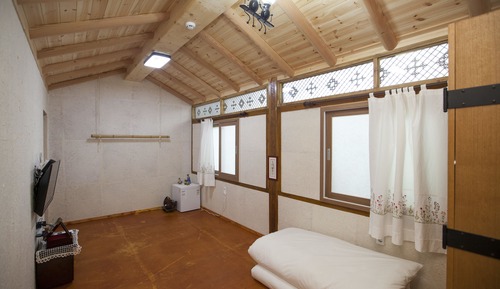 Habitación familiar (Jeongnanoom)