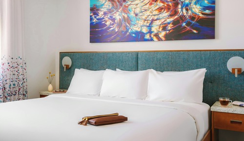 Suite, 1 cama de matrimonio grande con sofá cama, balcón