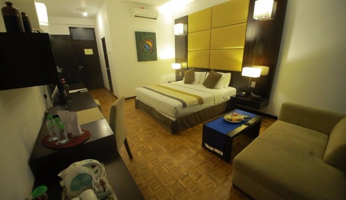 Habitación Deluxe con 1 cama doble o 2 individuales, 1 habitación, vistas al mar, mirando al mar
