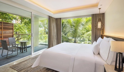 Suite, 1 cama de matrimonio grande, no fumadores, vistas al jardín (Balcony)