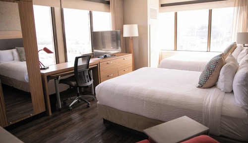 Estudio panorámico, 2 camas de matrimonio, no fumadores, vistas a la ciudad