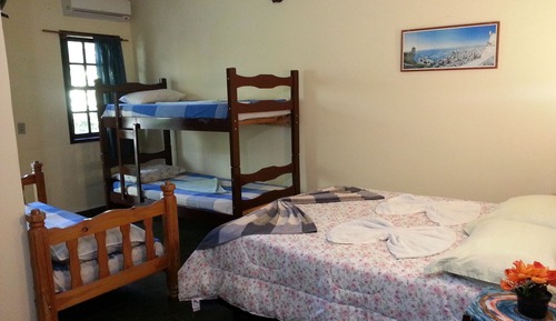 Quarto Quadruplo ou Quintuplo