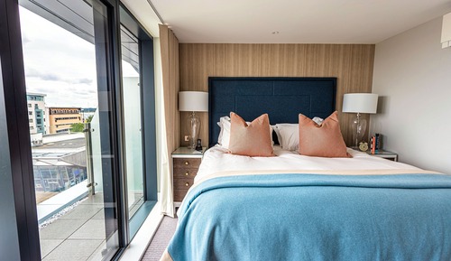 Habitación doble, balcón