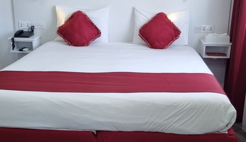 Habitación de lujo con 1 cama doble o 2 individuales, balcón