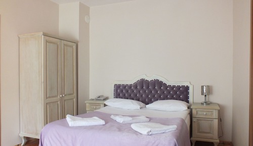 Habitación estándar con 1 cama doble o 2 individuales