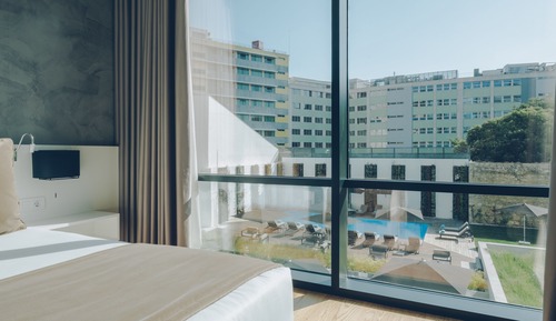 Habitación doble, vistas a la piscina