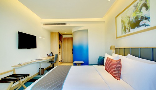 Habitación estándar, 1 cama de matrimonio (Turf View)