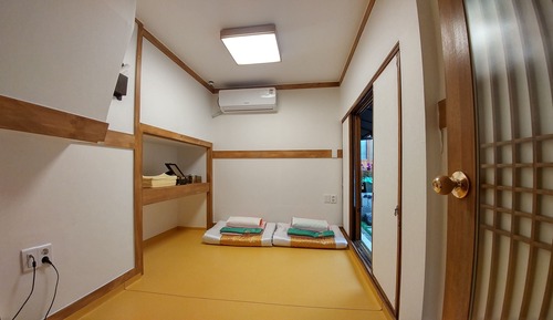 Habitación doble, baño privado