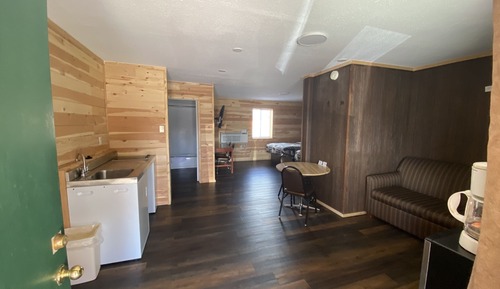 Habitación, baño privado (101,109,110)